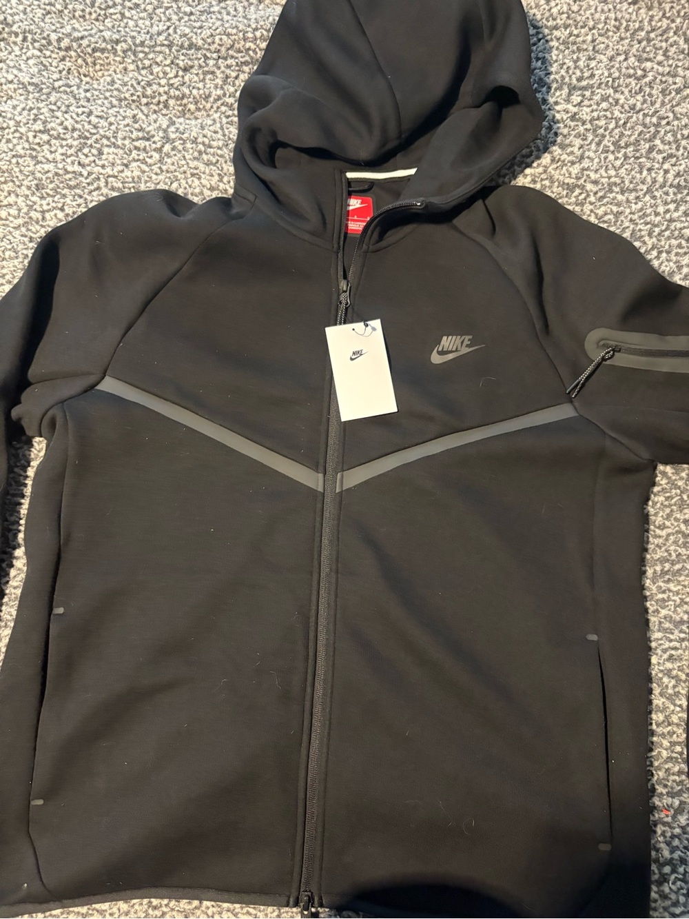 Nike Men’s Size L Nike Tech Full Zip Hoodie in Black NWT!